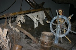 t_303_0339.jpg